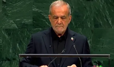 Iran's President Accuses US of Terrorism from UN Stand - 1