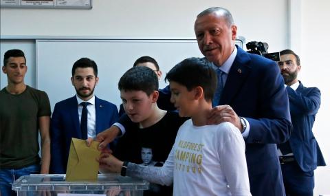 Ердоган: Турция преживява демократическа революция - 1