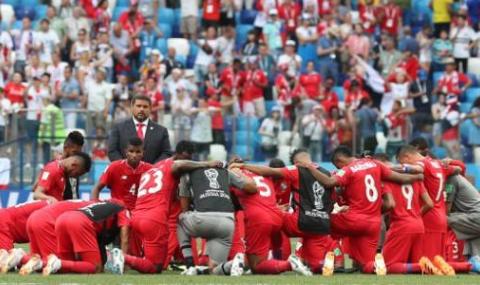 Панамците опитаха да вкарат гол, докато Англия празнува - 1