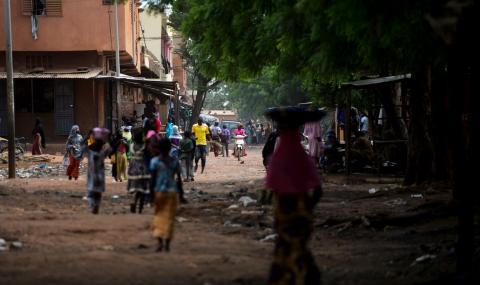 Убиха над 30 души при въоръжено нападение в Мали - 1