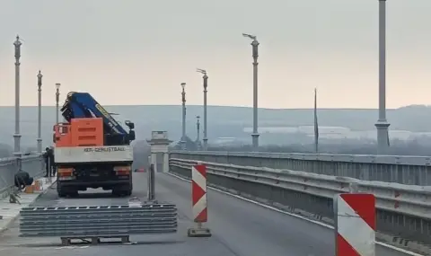 Before the holidays: Traffic is restored in both directions on the Danube Bridge near Ruse  - 1