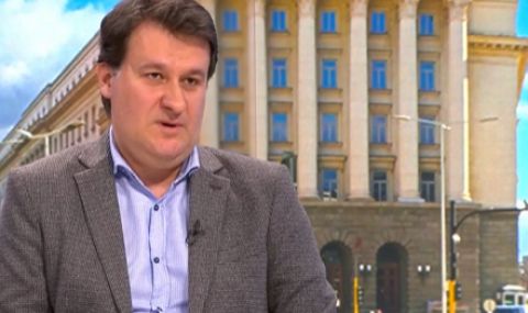 Милен Любенов: Единственият възможен вариант за правителство е между двете враждуващи коалиции - 1