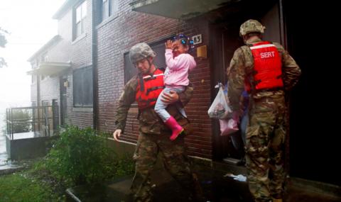 Ураганът уби майка и дете в САЩ - 1