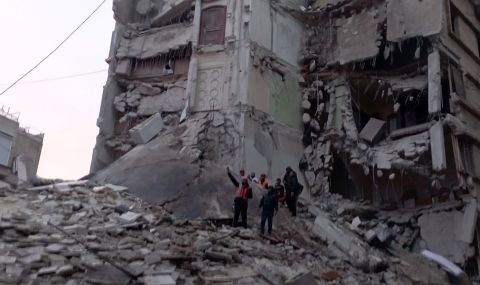 Близо 2000 жилища в град Алепо са застрашени от срутване след земетресенията в Турция - 1