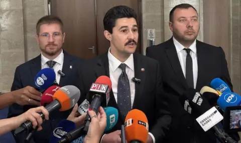 "Възраждане" иска мораториум върху разпродажбата на над 4400 държавни имота - 1