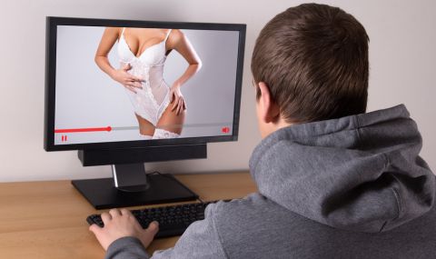 5 неща издават, че мъжът ви е тайно пристрастен към порното - 1
