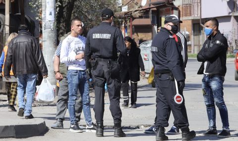 Полицията влезе във  „Враждебна“, „Христо Ботев“ и „Факултета“ заради купуването на гласове - 1
