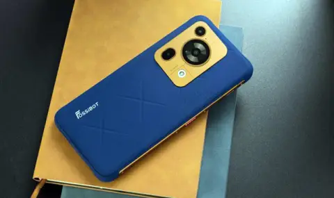 Смартфон, с корпус от течен силикон - 1