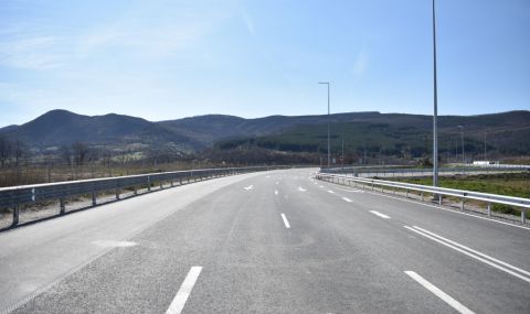 Отвориха автомагистрала "Тракия" за движение след инцидента вчера - 1