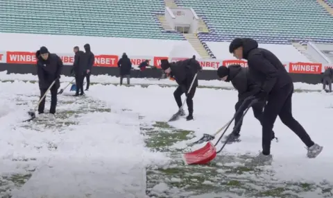 CSKA cleared the snow and announced: We are waiting for you at the stadium  - 1
