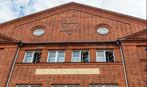 Атакуват синагоги в Германия - 1