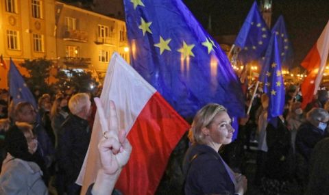 Полша отказа да заспи! Иска да остане в ЕС - 1
