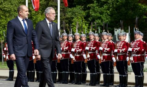 Румен Радев: България е в авангарда на европейската политика с Русия - 1
