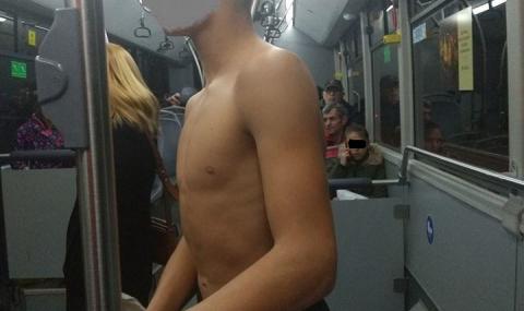 Съблякоха голо и обраха момче в градски автобус в София - 1