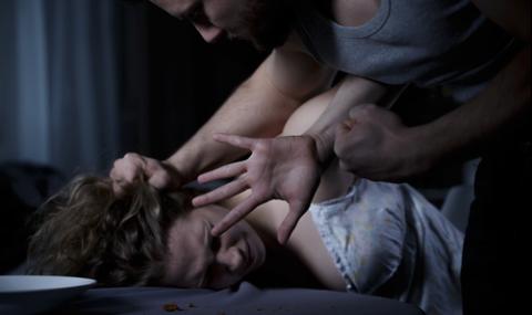 12 г. затвор за пребилия до смърт съпругата си във Варна - 1