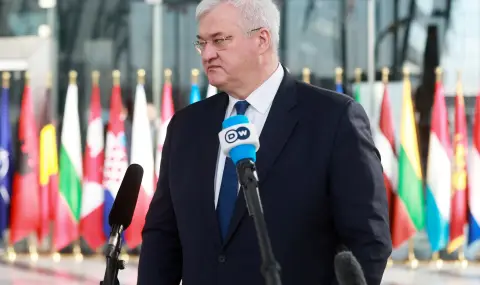 Украйна: Готови сме за мирни преговори, но Русия трябва да спре с популизма и да покаже действия - 1
