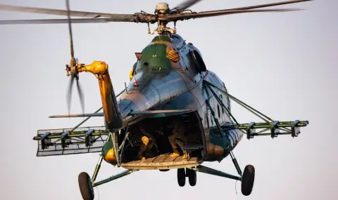 15 души загинаха при катастрофа на военен хеликоптер в Перу - 1