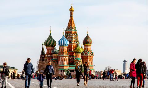 92% от руснаците се отказват от големи разходи тази година - 1