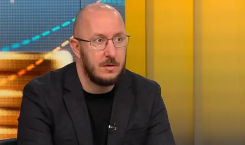 Михаил Кръстев: Ако окончателният бюджет нанася по-големи щети от удължителния, може би вторият вариант е по-добър