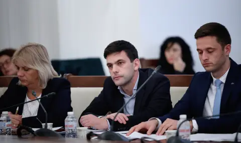 Никола Минчев: Очаквам Румен Радев да сезира КС за промените в Конституцията, които приемаме - 1