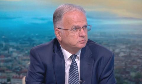 Боян Чуков: България да помисли дали и колко да се ангажира с политиката на САЩ - 1