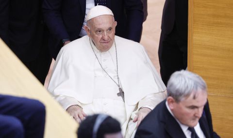 Папата се моли за жертвите на природните бедствия в Северна Америка - 1