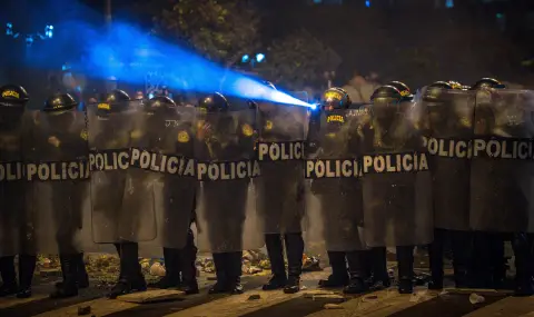 Президентът на Перу обяви 30-дневно извънредно положение - 1