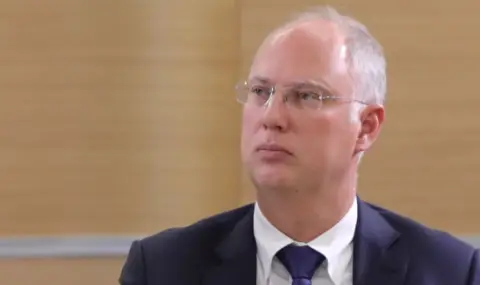 Москва: Зеленски разговаря с Тръмп толкова енергично, както агитираше за Камала Харис - 1