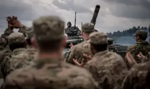 Премиерът на Украйна обеща шесторно увеличаване на военното производство - 1
