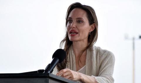 СНИМКИ на Анджелина Джоли уплашиха света - 1