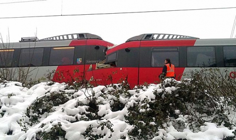 Два влака се сблъскаха челно във Виена - 1