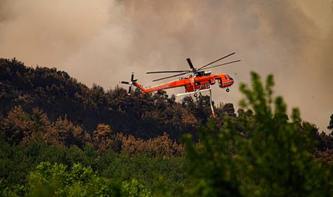 Регистрирани са 50 горски пожара в Гърция за 24 часа  - 1
