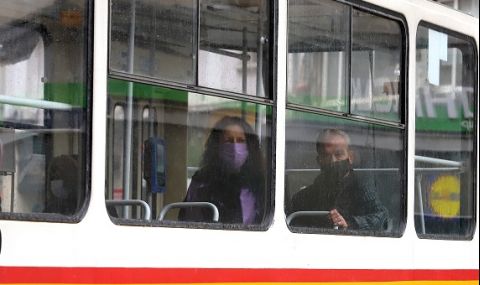 От понеделник: Маските в градския транспорт в София пак са задължителни - 1