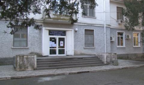 Затварят болницата в Нова Загора за 24-часова дезинфекция - 1
