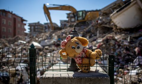 Турция ще започне строителството на къщи в засегнатите от земетресението окръзи през март - 1