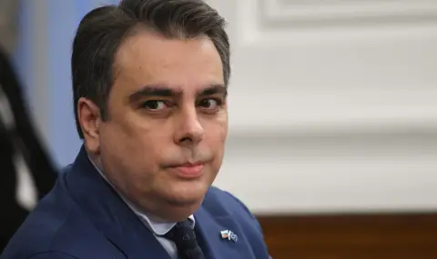 Асен Василев към здравния министър: Стига циркове, подай си оставката - 1