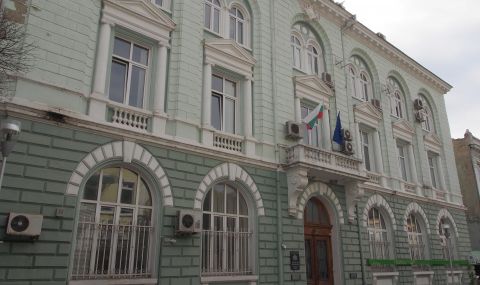Областният на Варна оспори решението на ОбС за прехвърлянето на акциите от Пловдивския панаир - 1