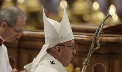 Папа Франциск заклейми атентата в Истанбул - 1
