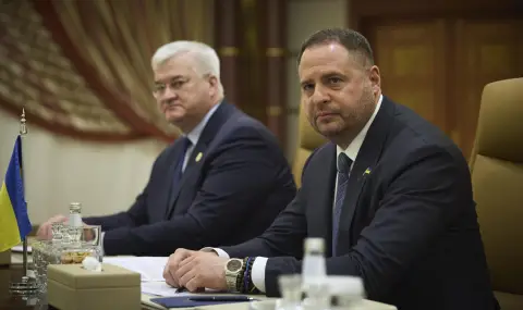 Украйна обсъди с американски и френски представители начините за оказване на натиск върху Русия - 1