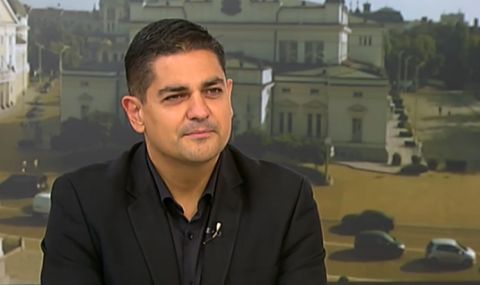 Радостин Василев: Към момента не се вижда как би се управлявало нито с първия, нито с втория мандат - 1