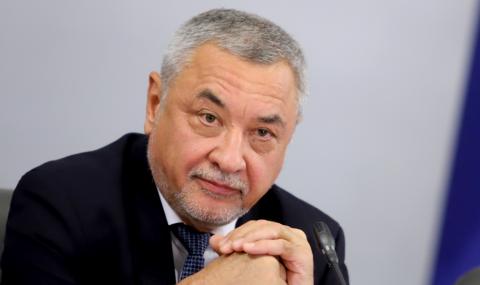 Валери Симеонов: Няма никаква криза в изпълнителната власт, ако Борисов устои на емоцията - 1
