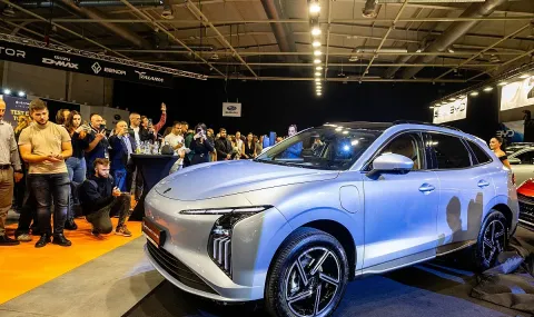 FORTHING от групата на Dongfeng представи новия ТК5 на  Asia Motor Show