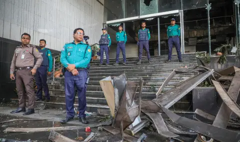 Bangladesh has again erupted in serious unrest  - 1