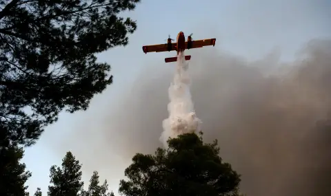 Продължава битката с огъня в страната: Два самолета от Швеция ще се включат в гасенето - 1