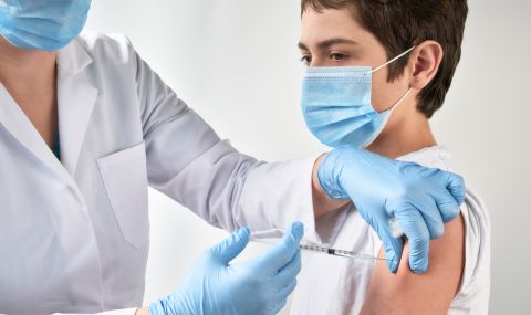 Ученици ваксинирани с грешна ваксина срещу тетанус - 1