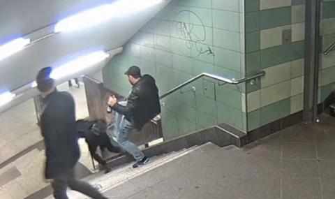 Българинът, ритнал жена по стълбите на берлинското метро, се изправя пред съда - 1
