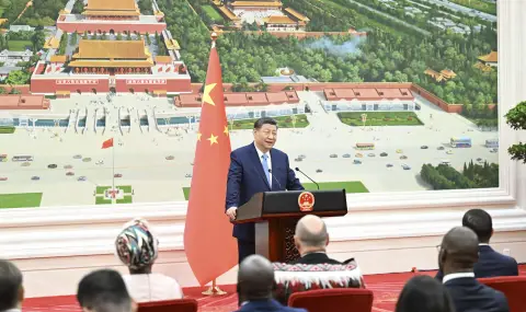 Си Дзинпин посети Тибет за 60-годишнината на автономния район - 1