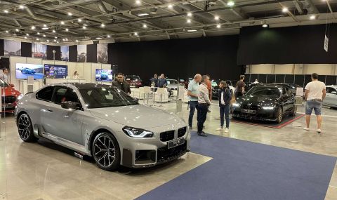 Най-специалните нови и употребявани BMW-та, събрани на едно място в София (ВИДЕО) - 1