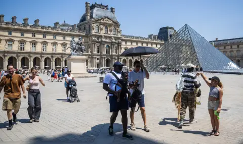 Record heatwave sweeps Europe, killing and causing serious damage  - 1