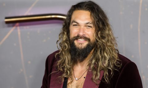 Джейсън Момоа лъсна по голо дупе (ВИДЕО) - 1